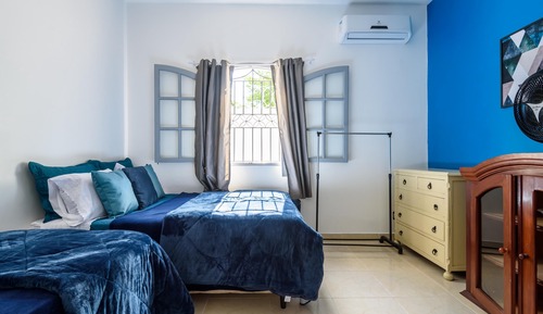 Family House, 2 Bedrooms, Kitchenette, Pool View (3)