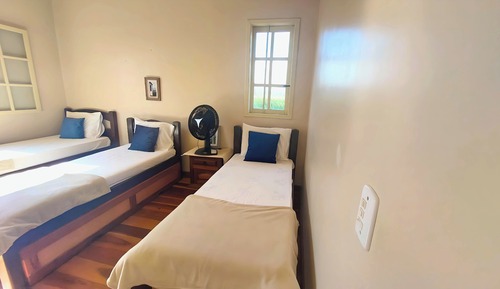 Family House, 3 Bedrooms, Private Pool, Garden View