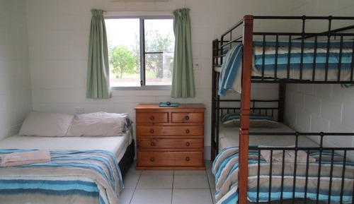 Family Cabin, Multiple Beds