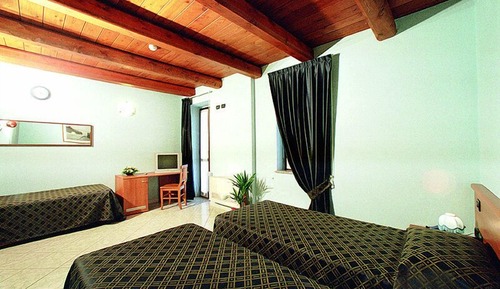 Superior Triple Room