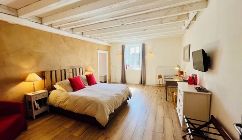 Superior Double Room, Terrace (Cache Cache)