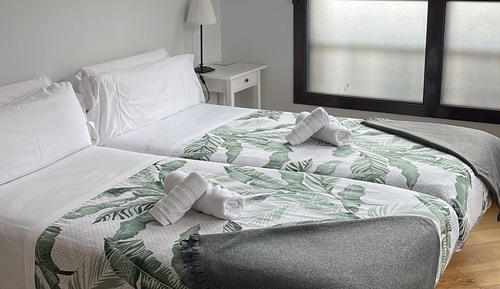 Twin Room, Shared Bathroom