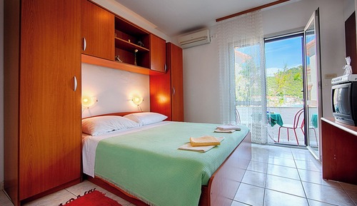 Apartment (Apartments Malo Lago - One-Bedroom Ap)