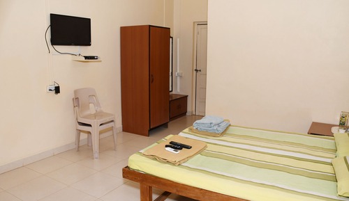 Deluxe Non A/C Room