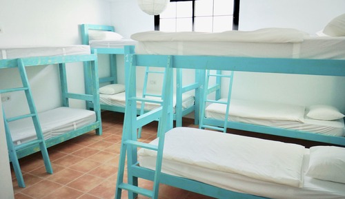 1 Bed in Shared Mixed Dormitory for 8 People