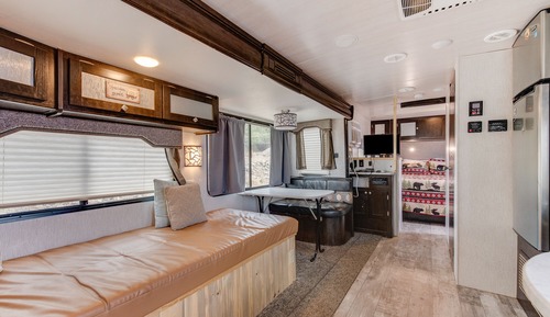 Elegant RV Camper