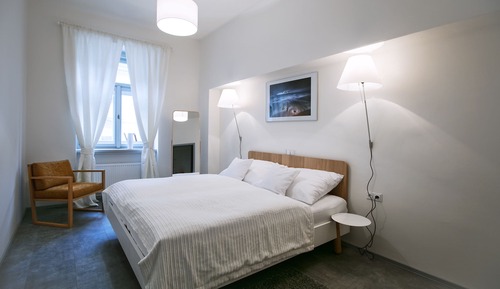 Design Apartment, 1 King Bed (3A)