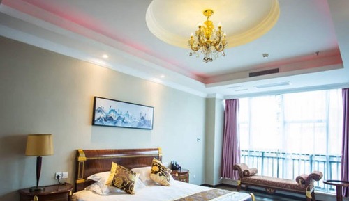 Signature Suite