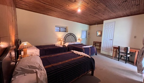 Quadruple Room, Private Bathroom