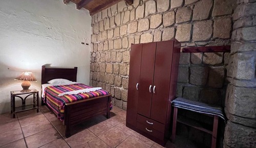 Single Room, 1 Twin Bed, Shared Bathroom