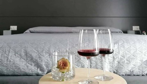 Suite, Balcony
