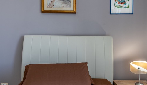 Single Room, Sea View