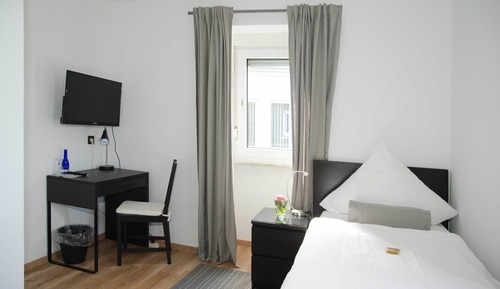 Single Room, 1 Twin Bed, Non Smoking, Private Bathroom