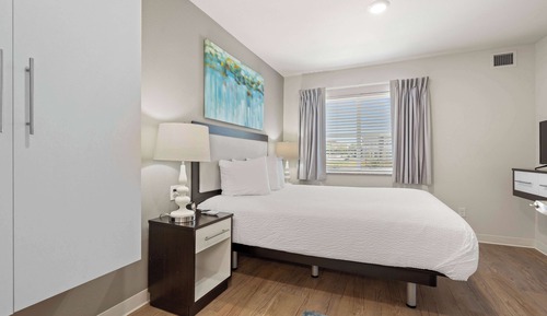 Suite, 3 Bedrooms, Accessible (Hearing)