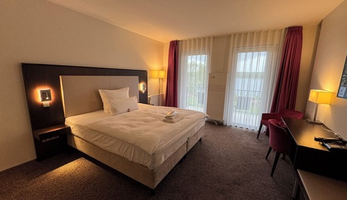 Premium Double Room, Balcony, Lake View