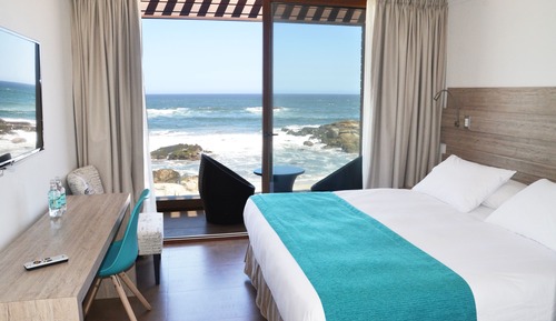 Superior Double Room, 1 King Bed, Non Smoking, Beach View