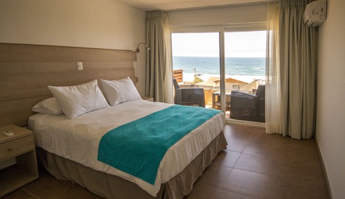 Superior Apartment, 1 Queen Bed, Terrace, Beach View (4 people)