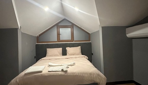 Basic Loft, Non Smoking, Garden View
