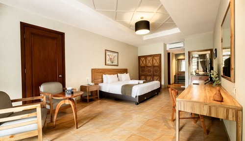 Mutiara Hotel Room
