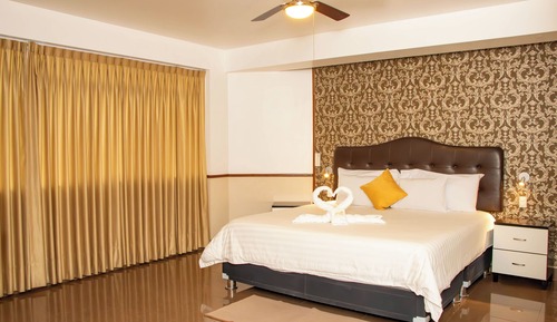 Suite, 1 king bed 