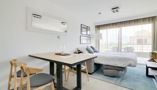 Standard Studio, Multiple Beds, Non Smoking