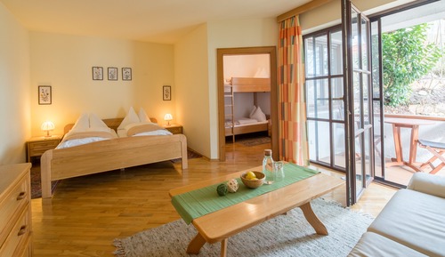 Comfort Room, Garden View