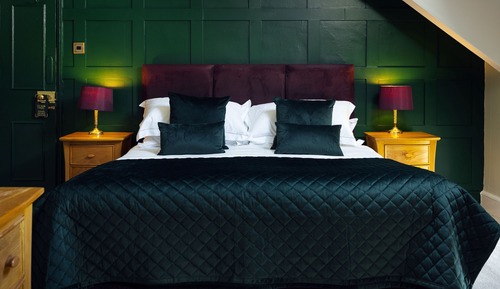 Double Room (Attic)