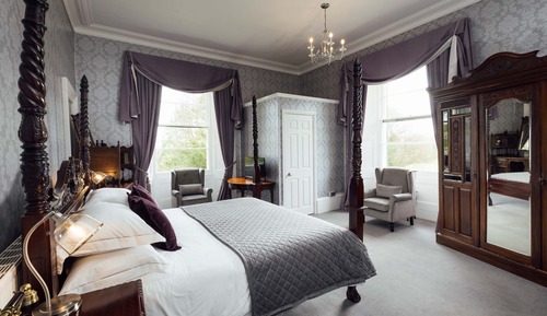 Super King Room