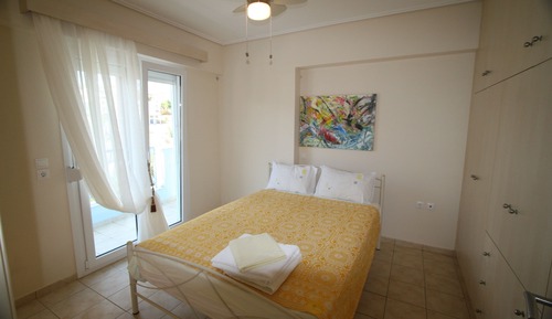 Apartment, 1 Bedroom, Refrigerator & Microwave