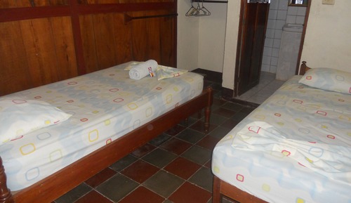Economy Twin Room, Private Bathroom