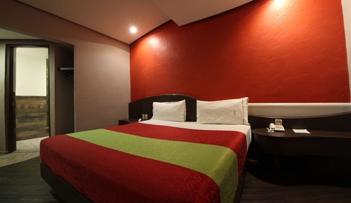Standard Suite