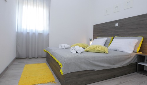 Deluxe Apartment, 2 Bedrooms, Balcony, Pool View (A1)