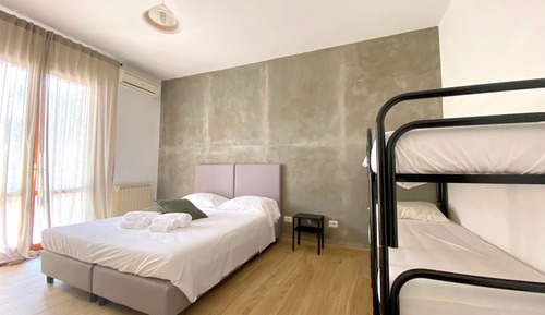 Basic Quadruple Room, Multiple Beds, Accessible