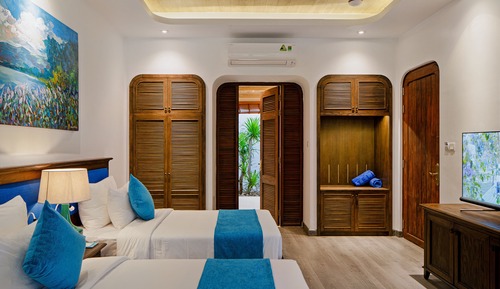 4 Bedroom Garden View Villa