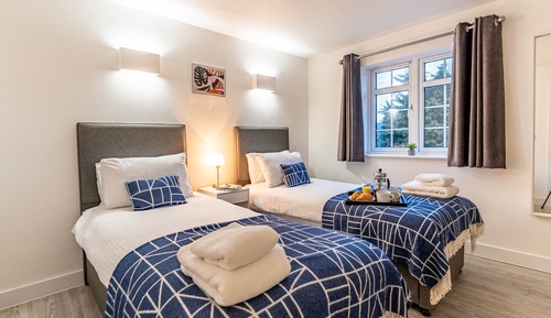 Superior Apartment, 2 Bedrooms, Bathtub