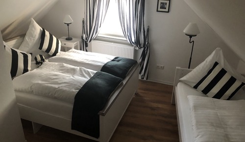 House, 2 Bedrooms