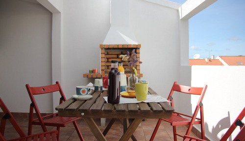 House, 3 Bedrooms, Terrace, Partial Ocean View
