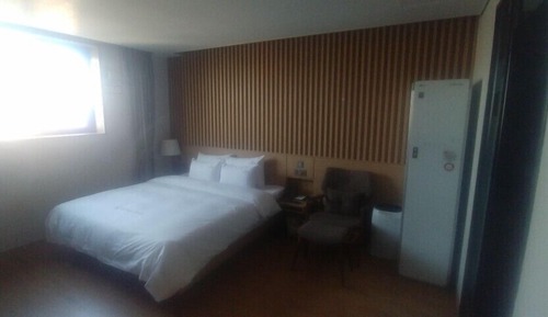 Luxury Double Room (No Breakfast on Monday)