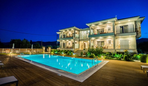 Apartment, 2 Bedrooms, Pool View