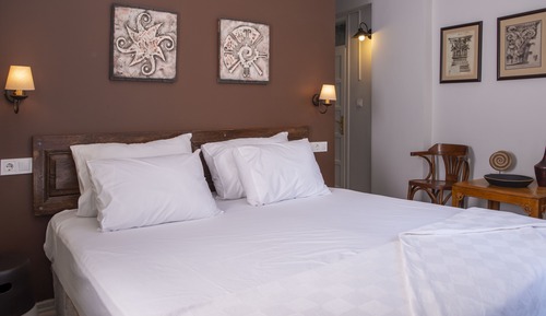 Standard Double Room Titus