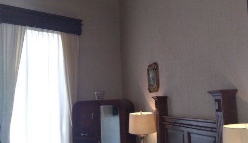 Signature Room, 1 Queen Bed (Gabrielle)