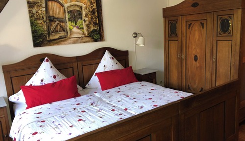 Double Room, 1 Queen Bed, Non Smoking, Private Bathroom