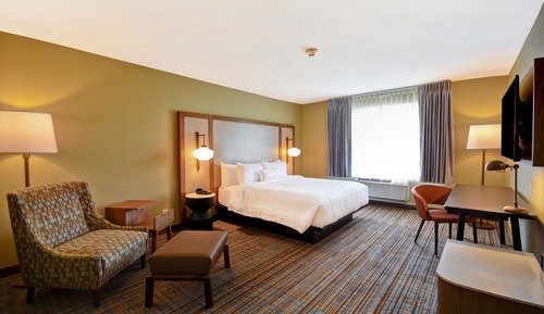 Suite, 1 King Bed, Non Smoking (Mobility Accessible, Tub)