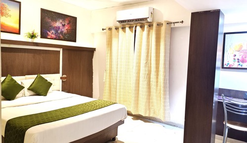 AC Deluxe Room