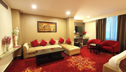 Premium Suite, 1 Double Bed, City View