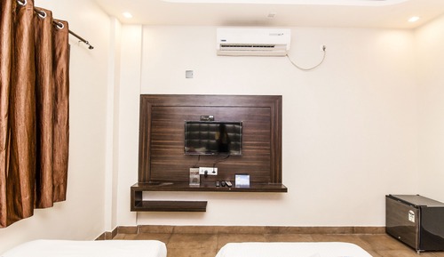Premium Room, 1 King Bed