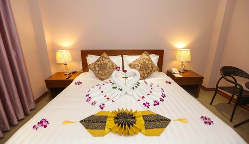 Deluxe Double or Twin Room