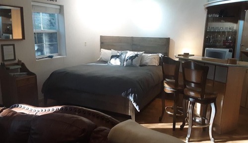 Basic Room, Multiple Beds