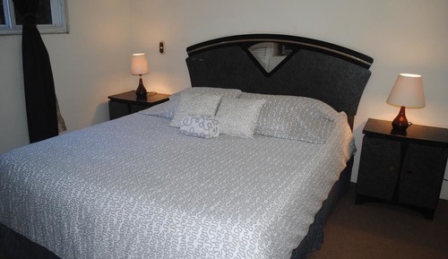 Apartment, 1 Queen Bed, Garden View