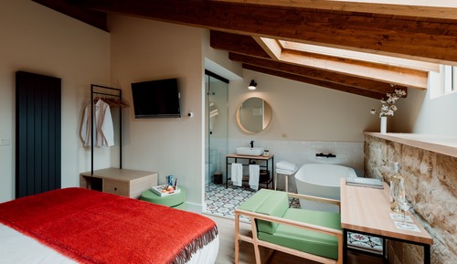 Standard Suite, City View (6)
